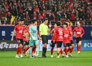 LOL决赛-天津泰达客场不敌广州富力，遭遇连败的简单介绍