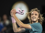 英雄联盟总决赛2025-联合杯轻取蒙特卡洛大师赛，西西帕斯点燃赛场