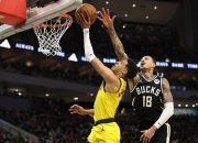 英雄联盟总决赛门票-雄鹿遭遇惨败，连续三场失利