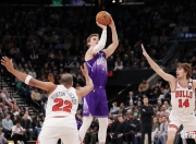 LOL决赛-爵士鏖战公牛，范弗利特惊艳四座