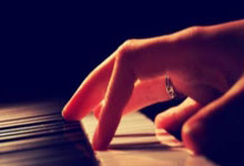 亚平宁月光下的叹息：当蓝色浪漫遇冷酷高卢铁蹄