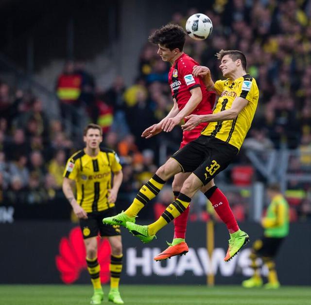 柏林赫塔豪取三分,继续保持领先位置的简单介绍 柏林赫塔豪取三分,继续保持领先位置的简单介绍