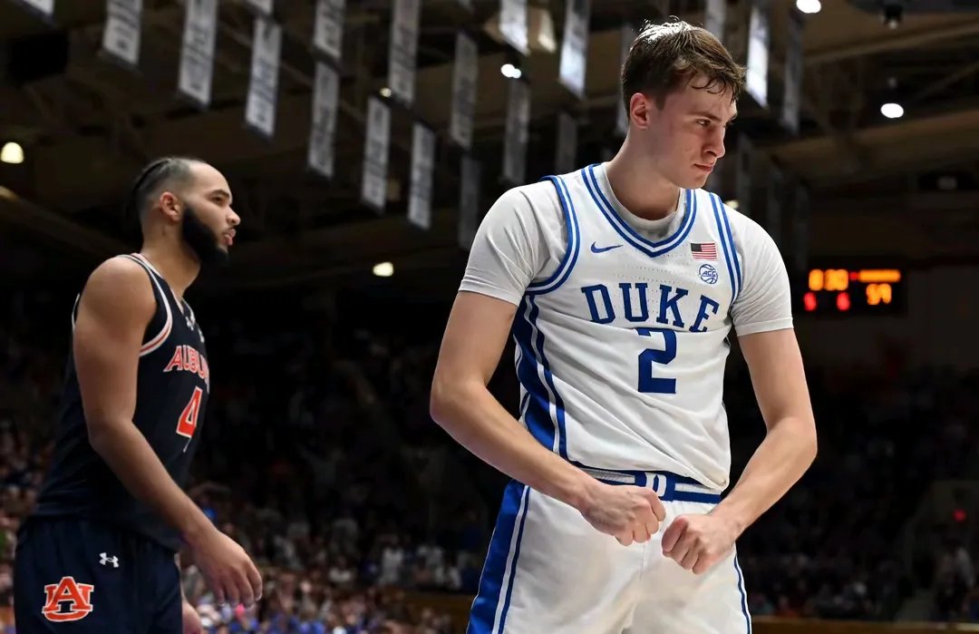 关于马刺队中锋空缺，应对危机人人担当的信息