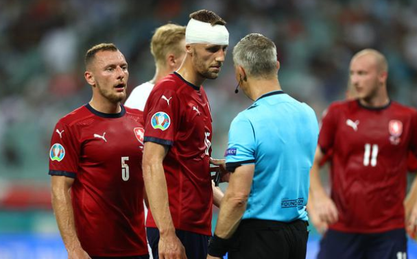 丹麦队逆转印度队,郑思维统治全场的简单介绍 丹麦队逆转印度队,郑思维统治全场的简单介绍