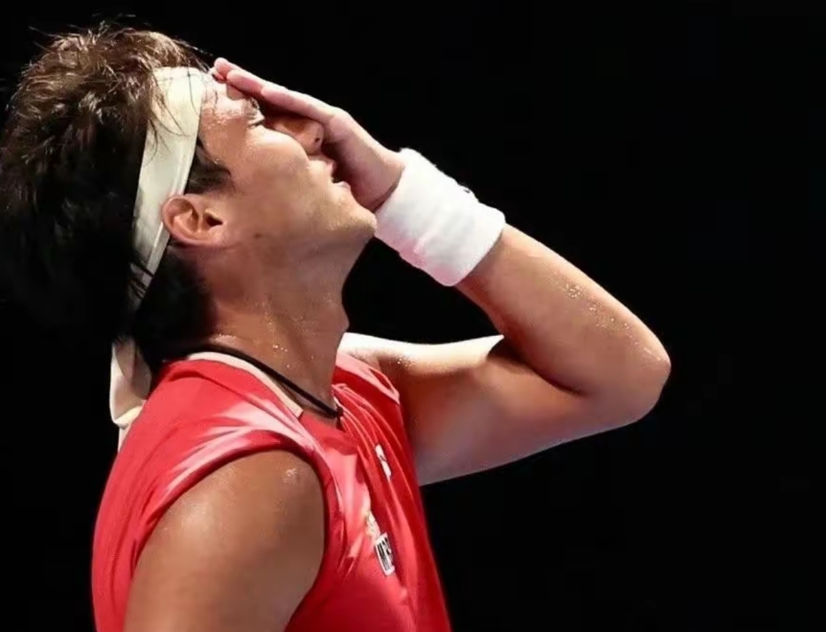 亚特兰大赛中铲球动作惹争议 亚特兰大赛中铲球动作惹争议