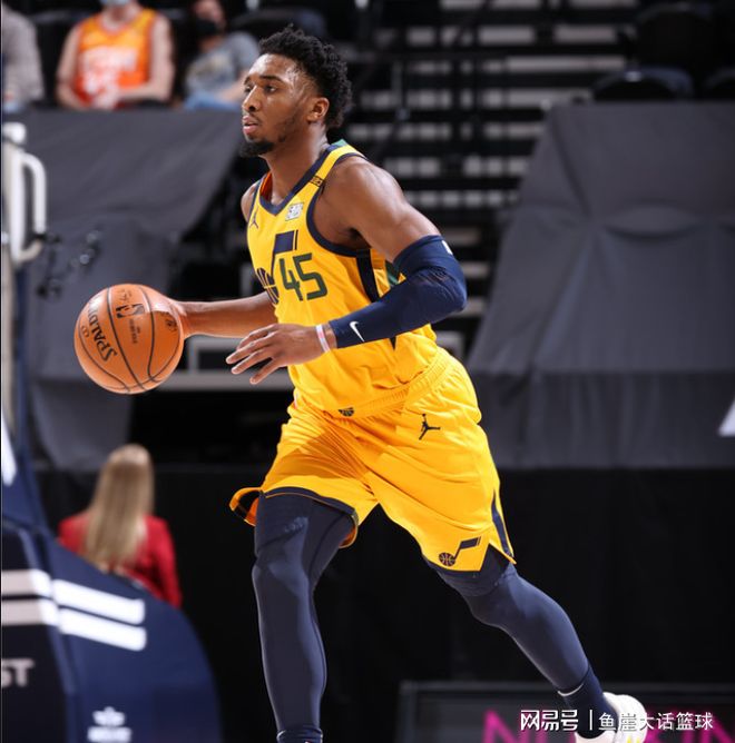 凯尔特人逆转掘金，戈贝尔状态火热
