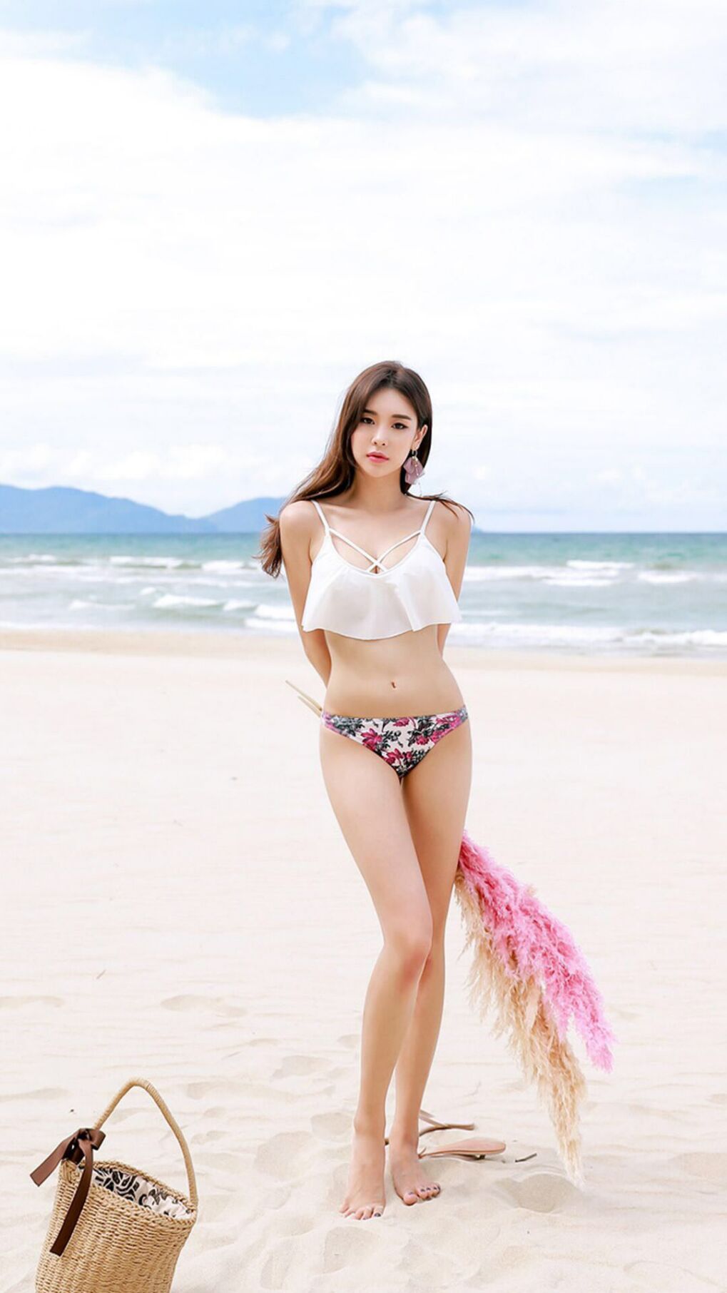 速度与激意的双重奏，当F1街道赛遇上森林狼淘汰赛